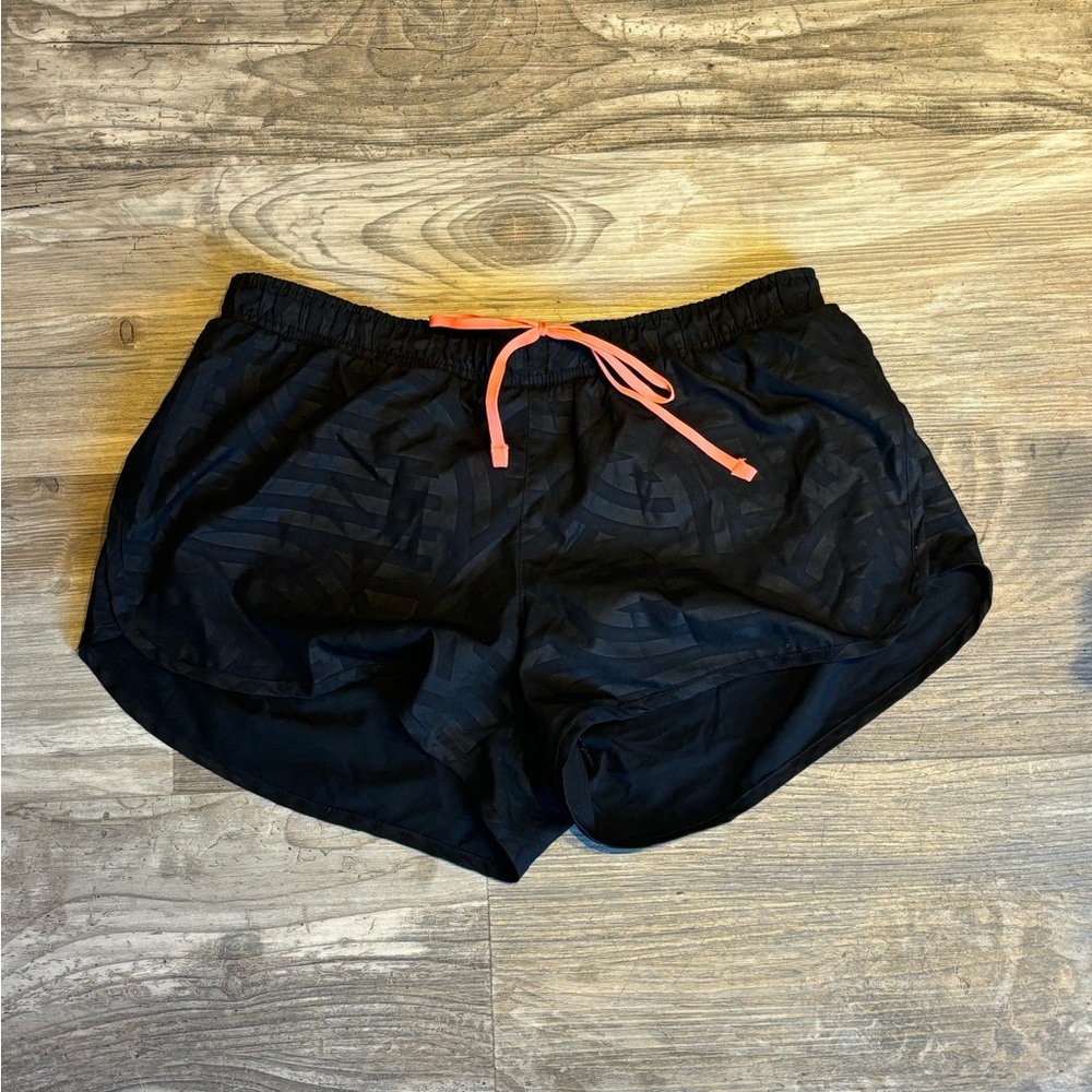 CUTE BLACK ACTIVE SHORTS